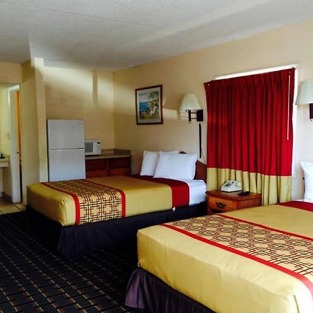 Happy Holiday Motel Myrtle Beach Extérieur photo